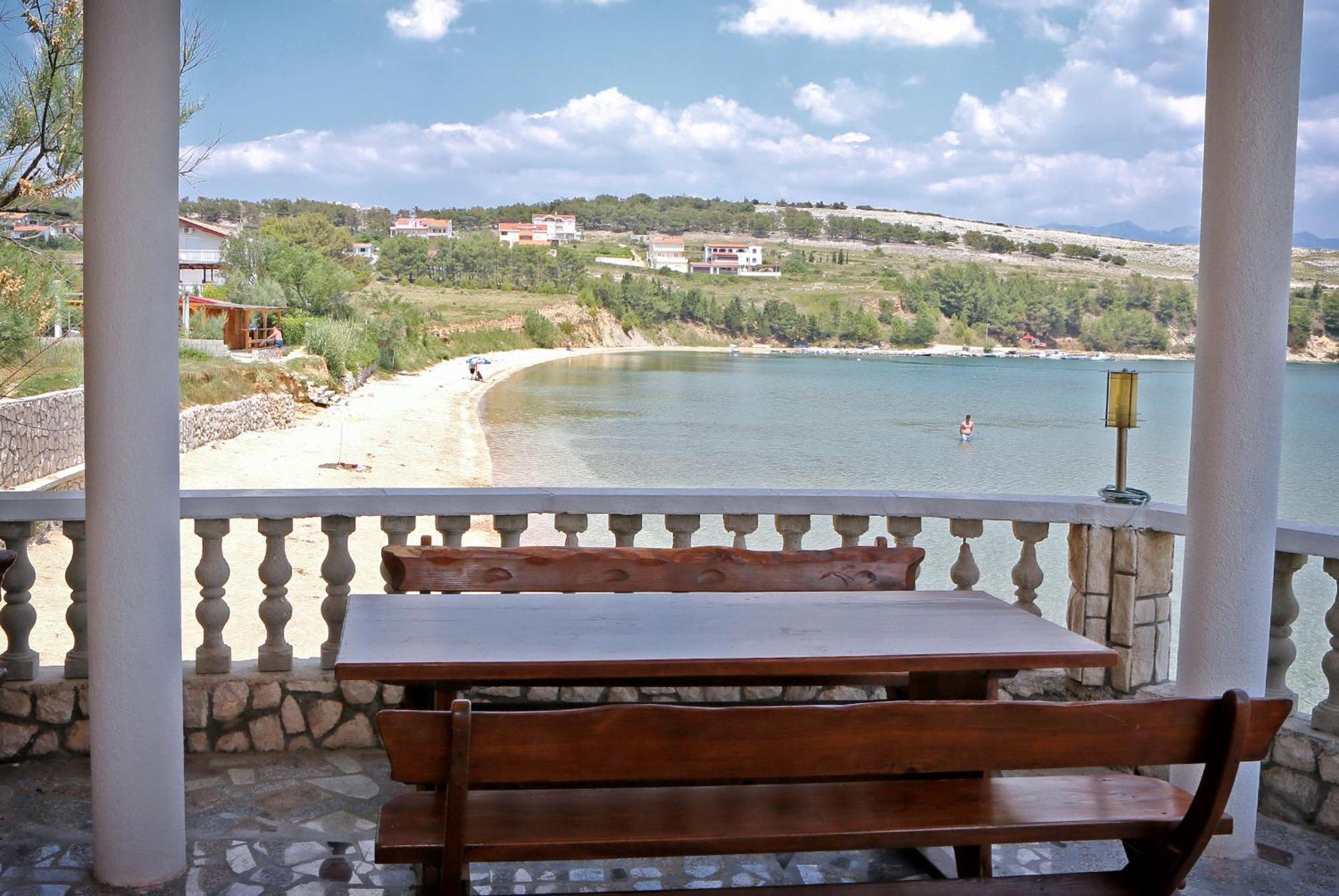 Vlašići Guesthouse Dupin מראה חיצוני תמונה
