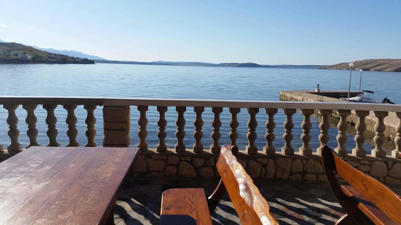 Vlašići Guesthouse Dupin מראה חיצוני תמונה